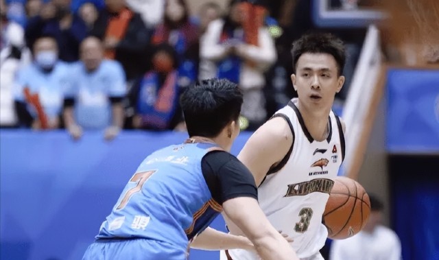 博鱼-辽宁换帅如换刀，52分大胜刷新赛季最大赢球分差，两改变让人欣喜