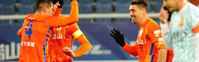 【中超】克雷桑闪击莫伊塞斯建功 泰山5比0武汉长江