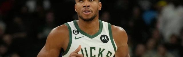 博鱼-官方最新MVP排行榜 字母哥居首塔图姆杀进前3